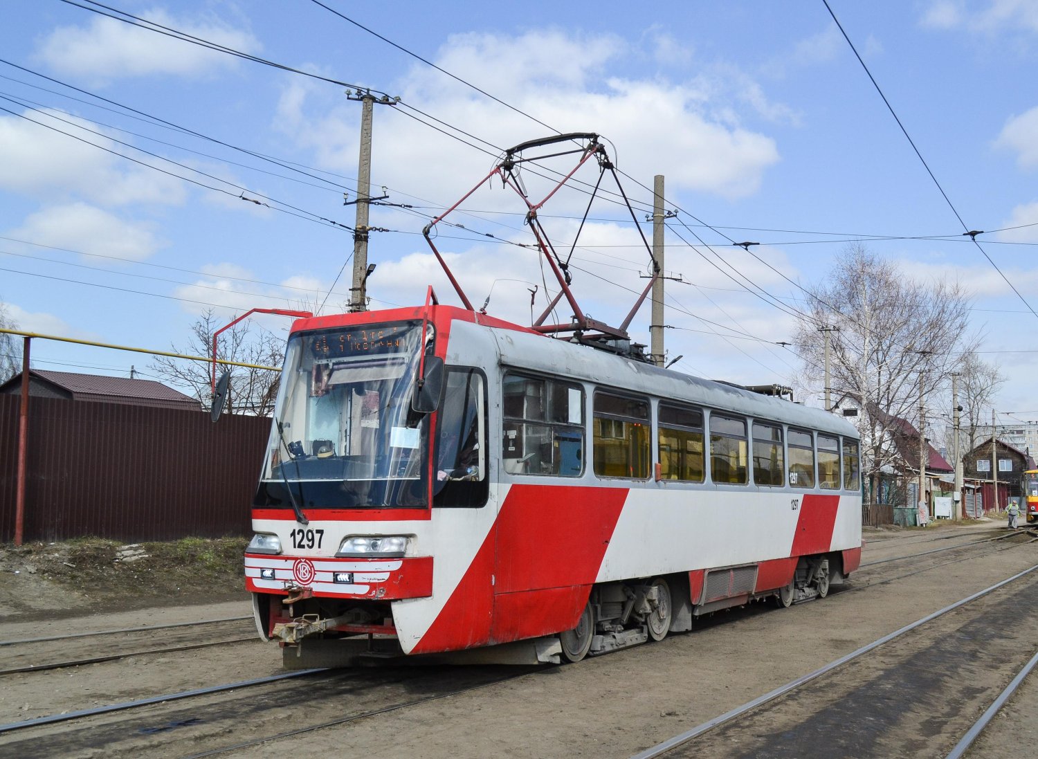 Фото