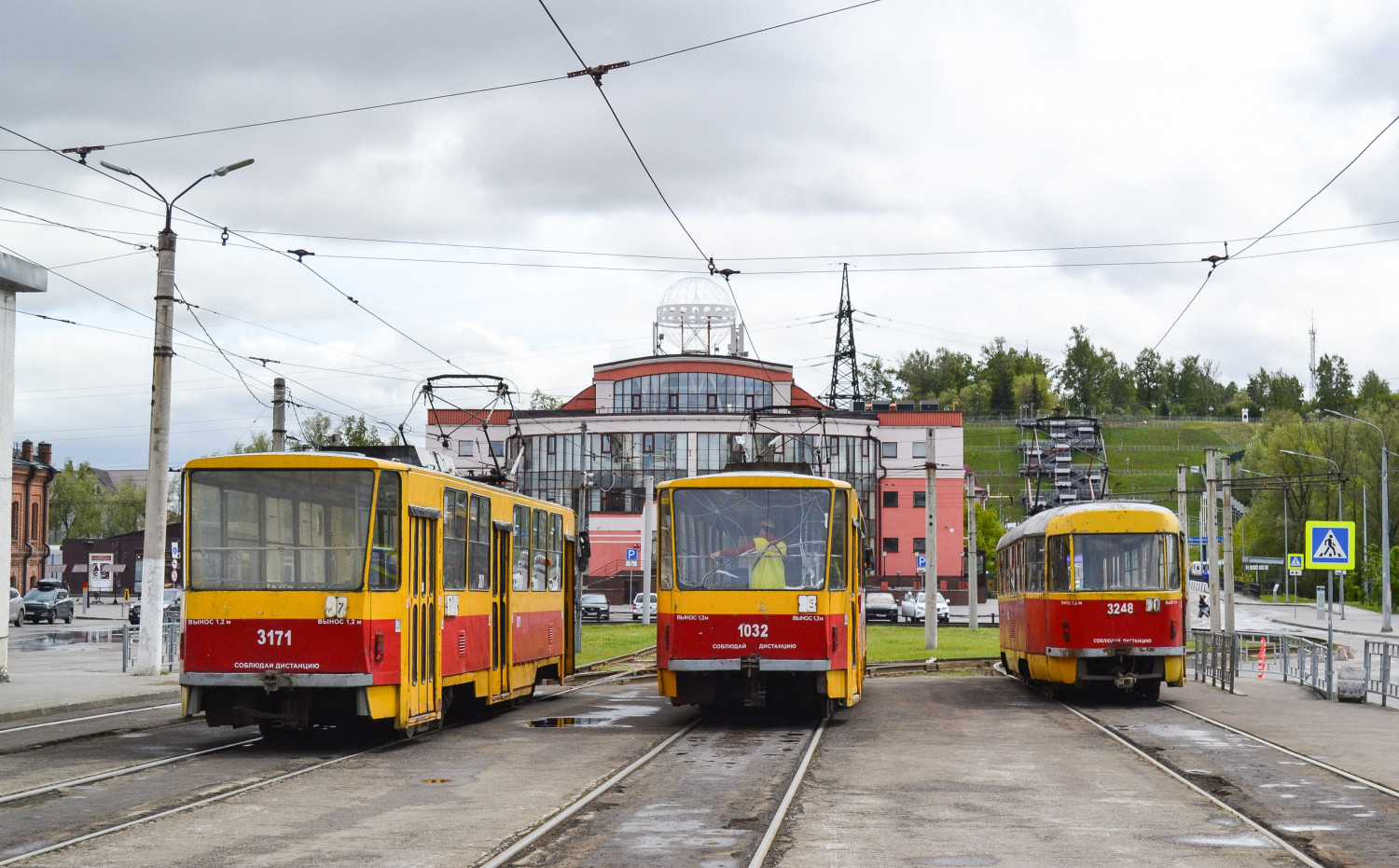 Фото