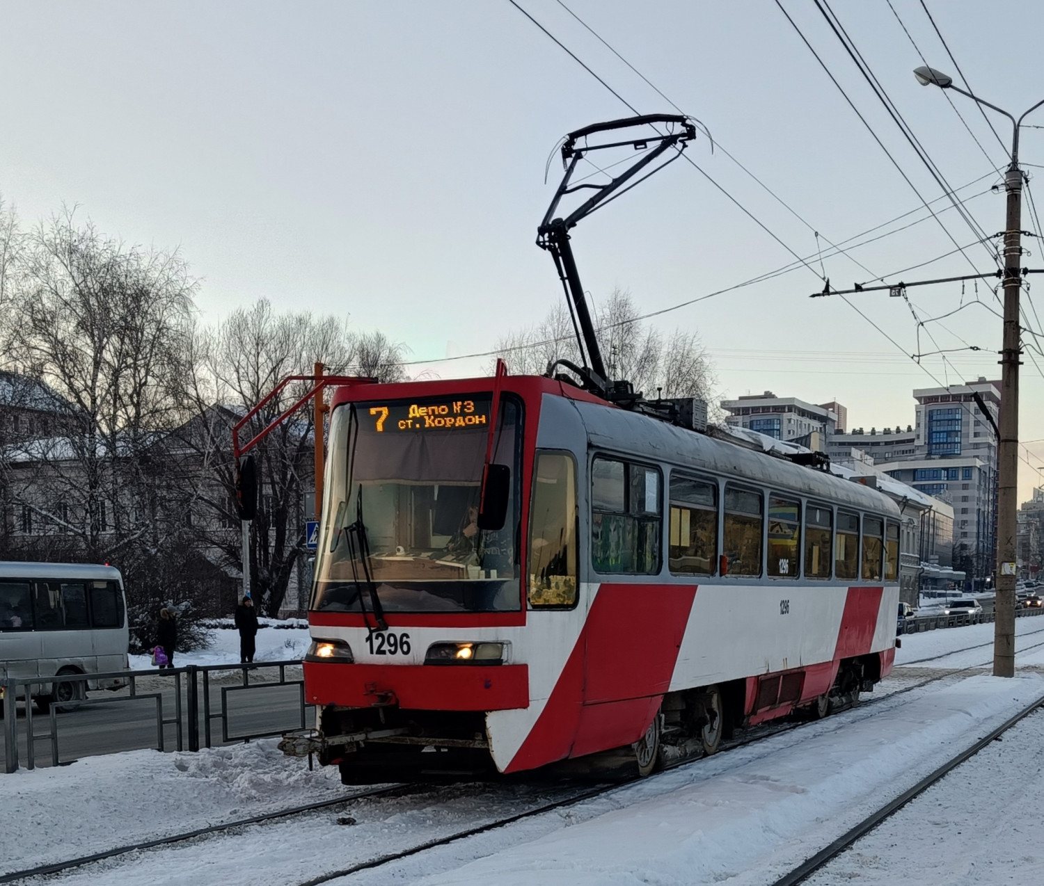 Фото