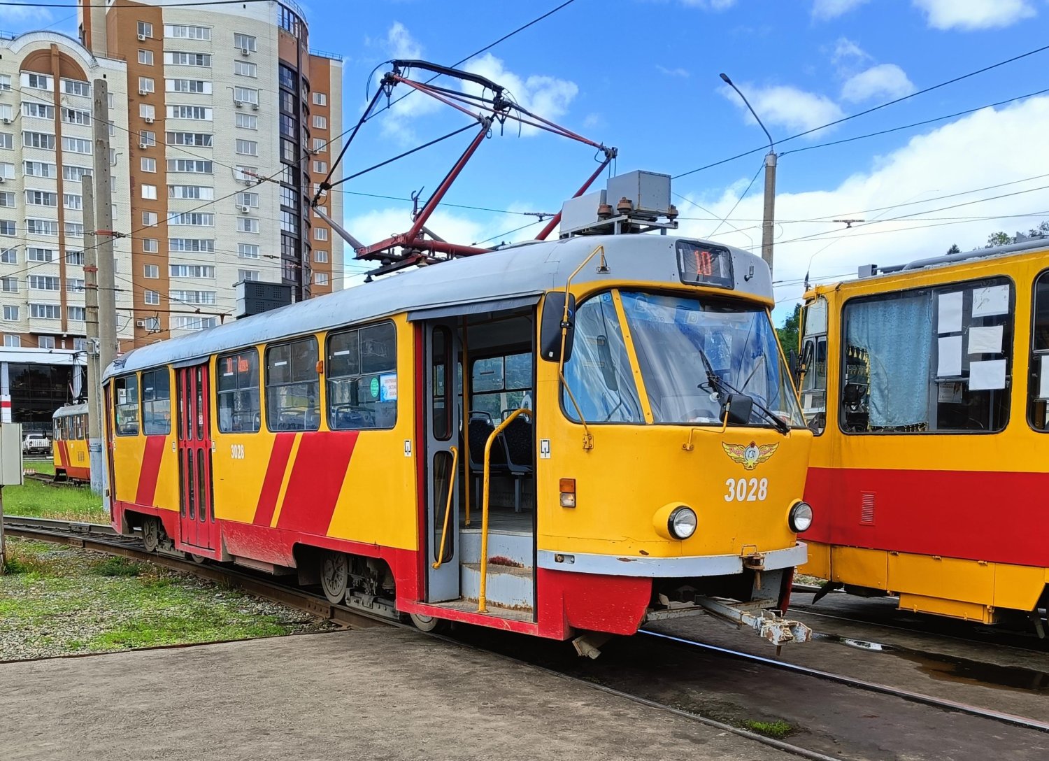 Фото